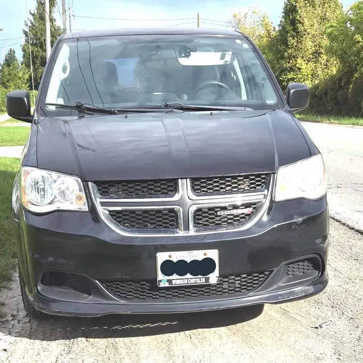 Dodge Grand Caravan 2016 photo 2