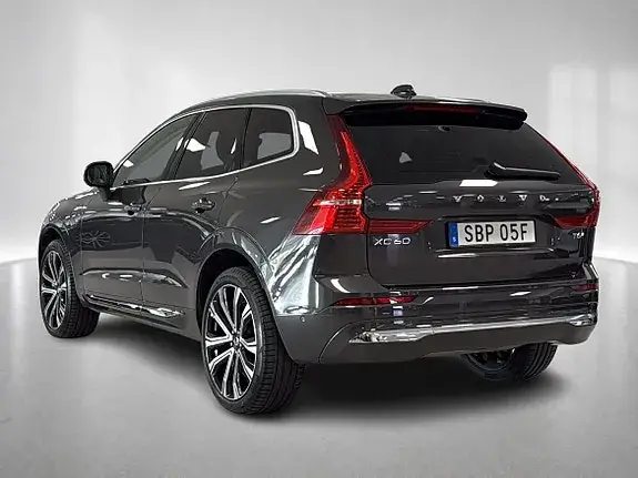 Volvo Xc60 2025 photo 2