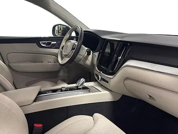 Volvo Xc60 2025 photo 5