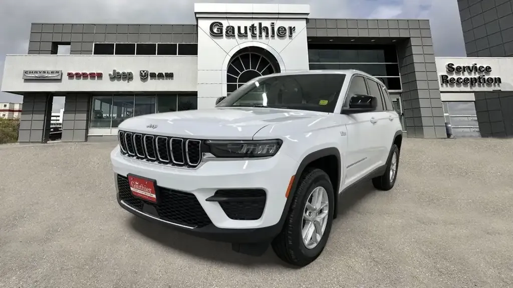 Jeep Grand Cherokee 2026 photo 2
