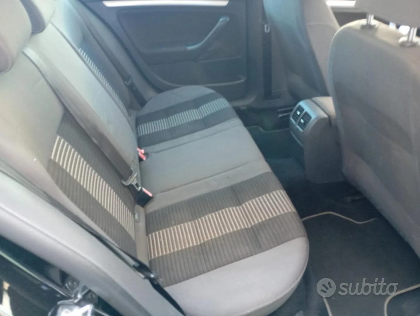 Volkswagen Golf 2009 photo 5
