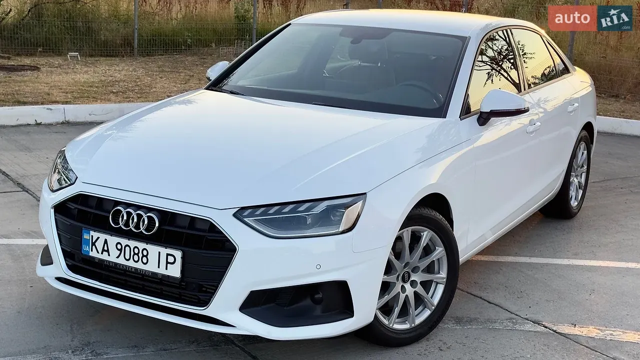 Audi A4 2022 photo 5