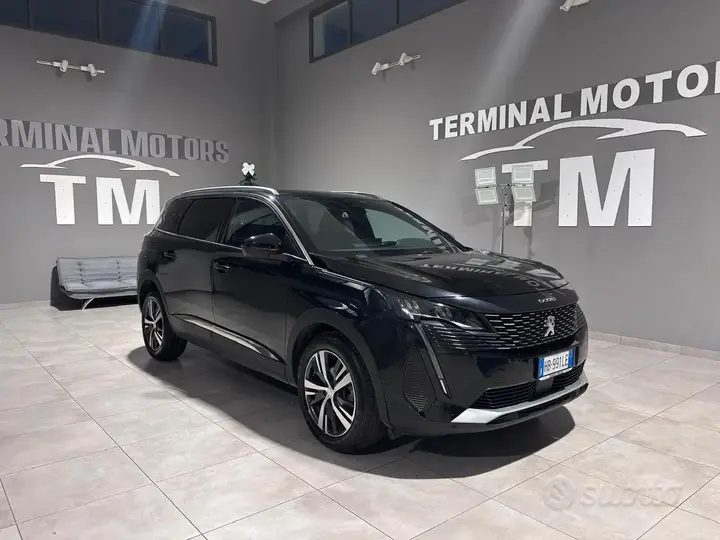Peugeot 5008 2024 photo 2