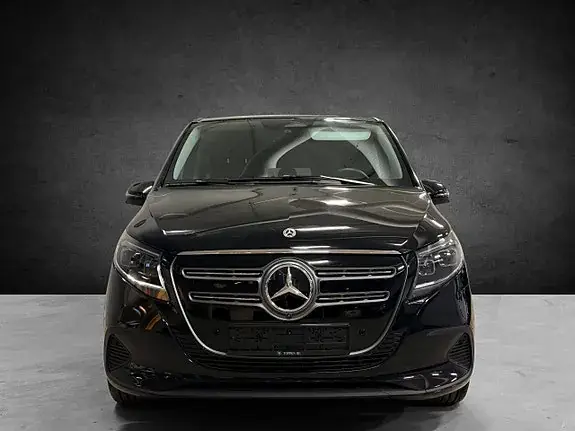 Mercedes-Benz Eqv 300 2025 photo 5