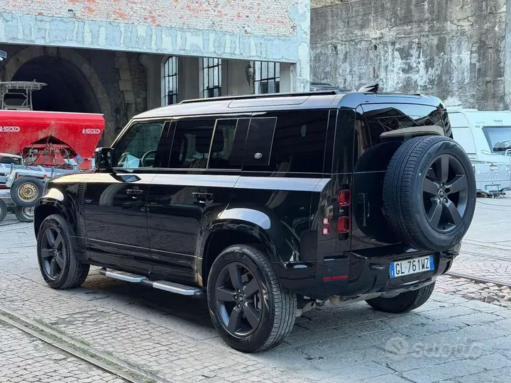 Land Rover Defender 2022 photo 5