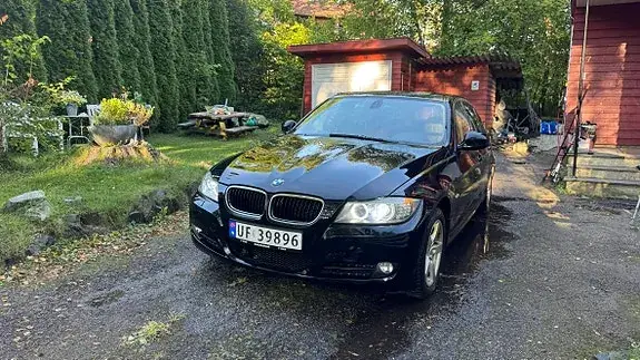 BMW 318I