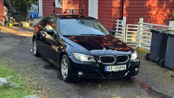 BMW 318I 2008 photo 4