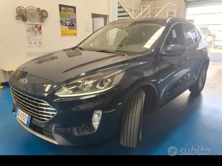 Ford Kuga 2022 photo 2