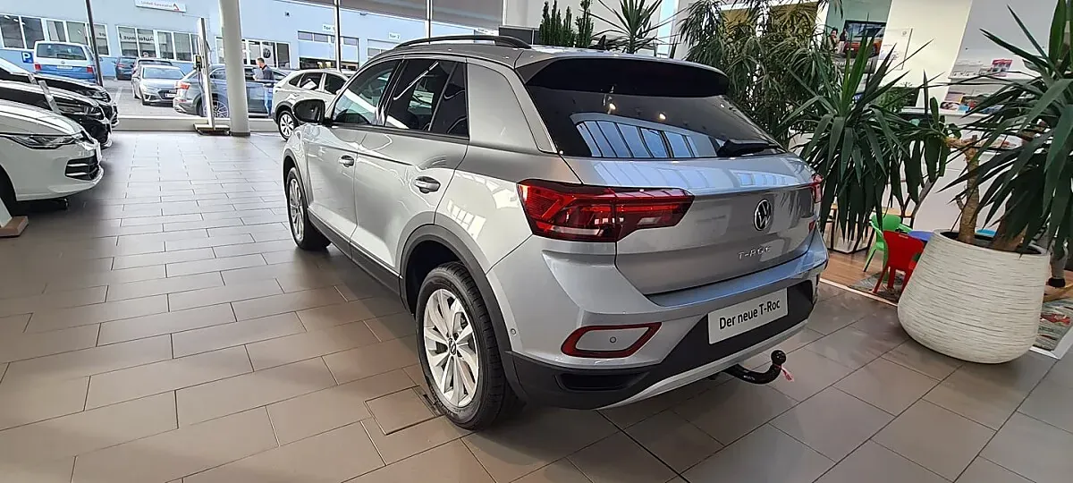Volkswagen T-Roc 2024 photo 3