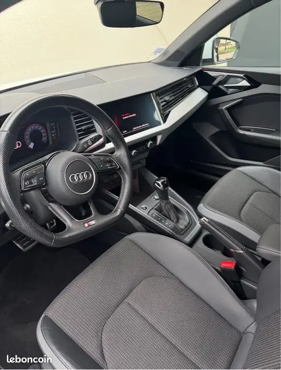 Audi A1 2021 photo 3