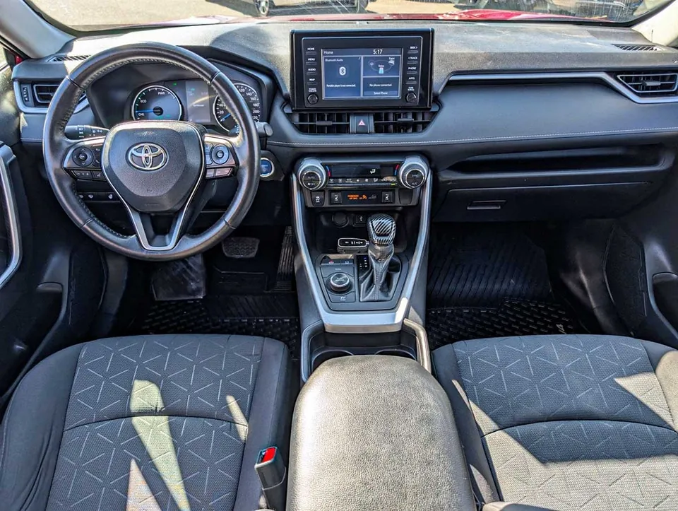 Toyota Rav4 2021 photo 3