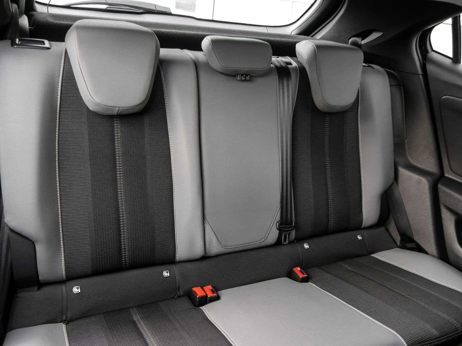 Opel Mokka Elegance 2024 photo 4