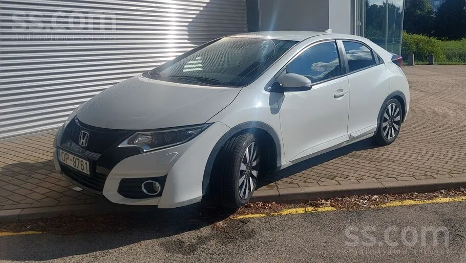Honda Civic 2015 photo 2