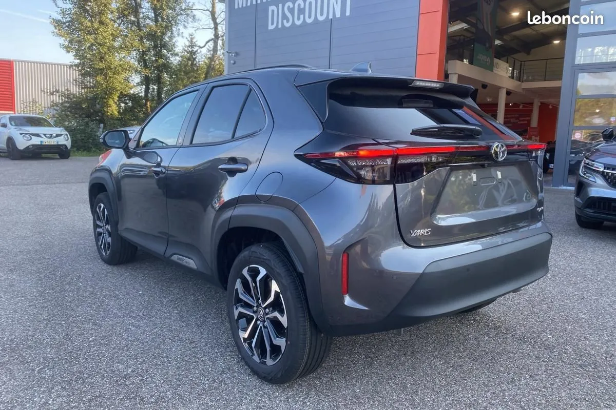 Toyota Yaris Cross 2026 photo 2