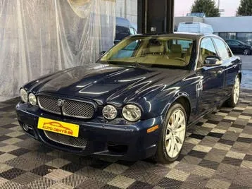 Jaguar Xj6