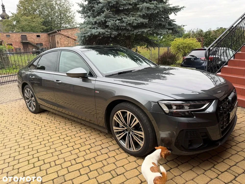 Audi A8 2023 photo 2