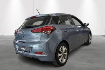 Hyundai I20 2017 photo 2