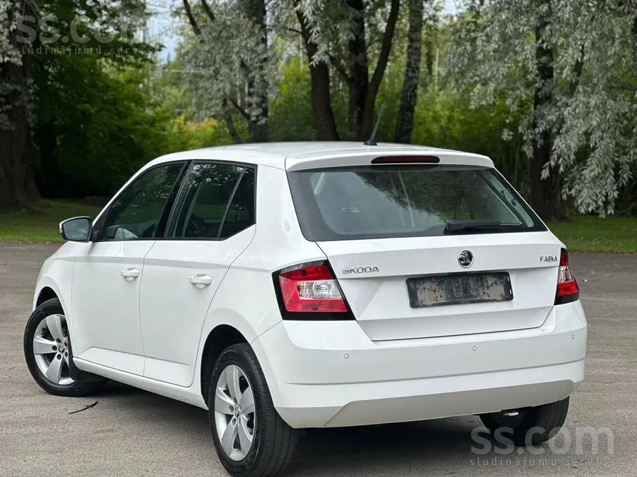 Skoda Fabia 2017 photo 4