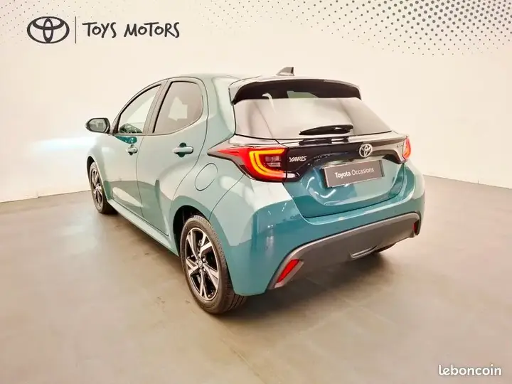 Toyota Yaris 2025 photo 3