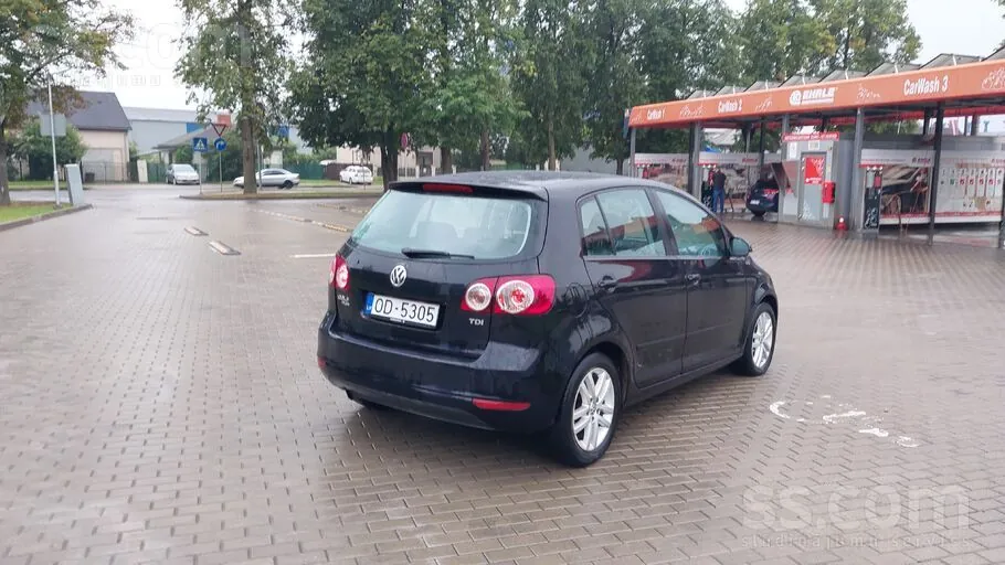 Volkswagen Golf Plus 2012 photo 3