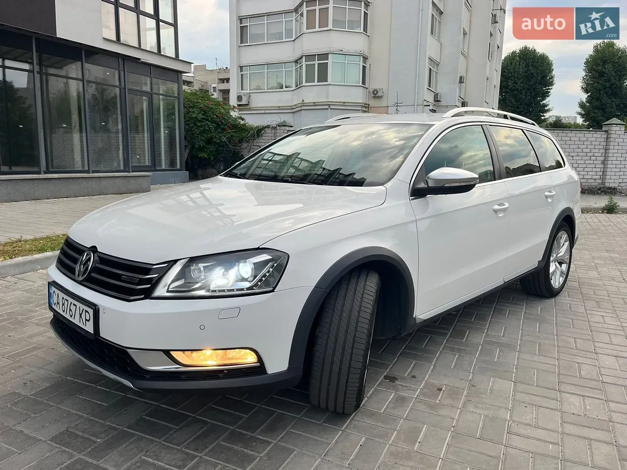 Volkswagen Passat Alltrack 2012 photo 2