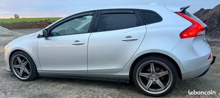 Volvo V40 2016 photo 5