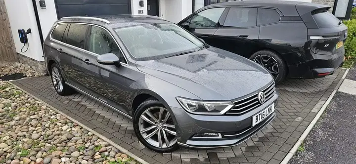 Volkswagen Passat 2016 photo 2