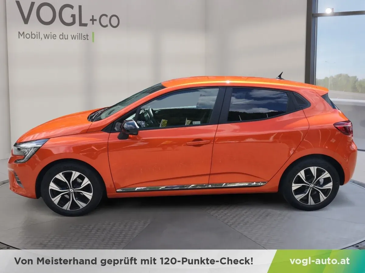 Renault Clio 2023 photo 2