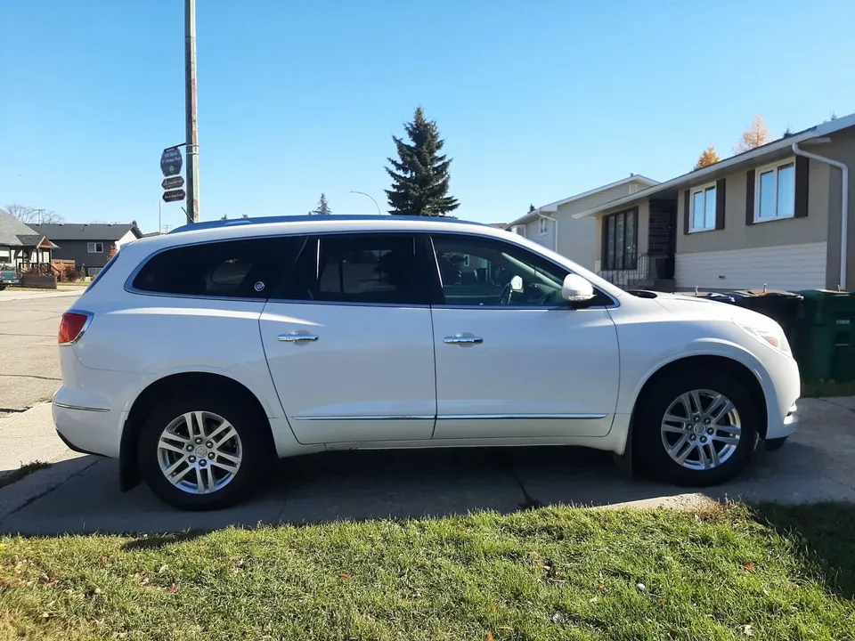 Buick Enclave 2013 photo 4