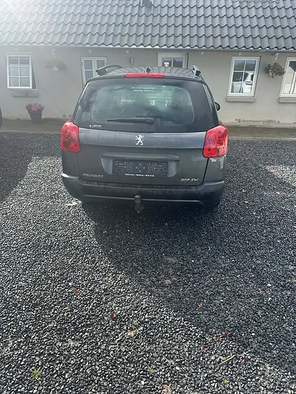Peugeot 207 2008 photo 3
