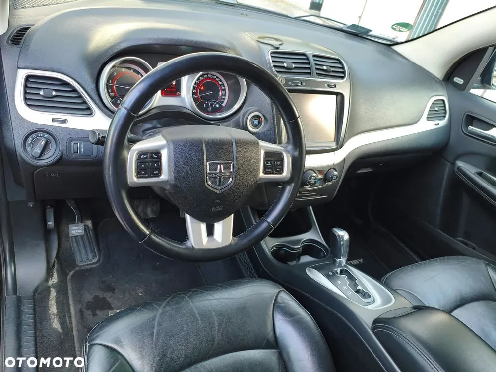 Dodge Journey 2012 photo 5