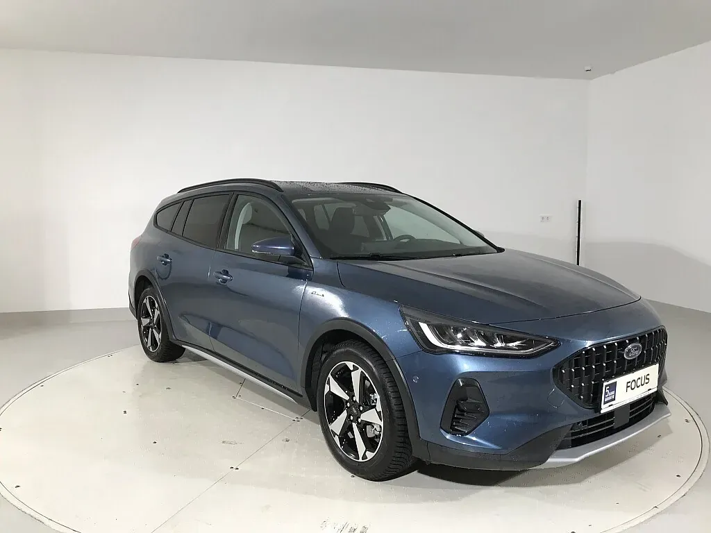 Ford Focus 2025 photo 3