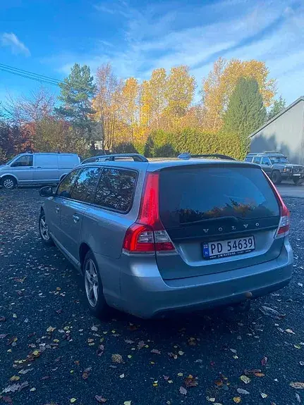 Volvo V70 2015 photo 3