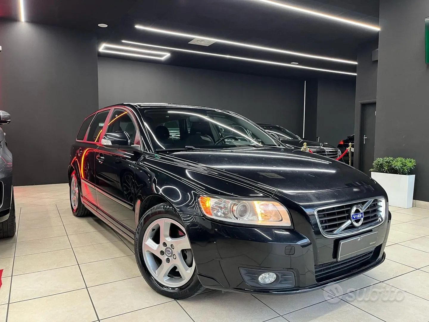 Volvo V50 2012 photo 3