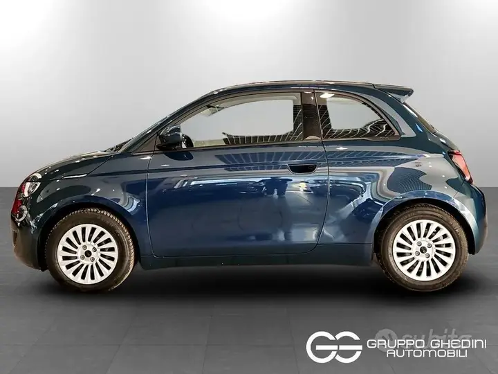Fiat 500 2023 photo 2