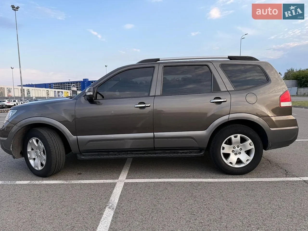 Kia Mohave 2010 photo 3