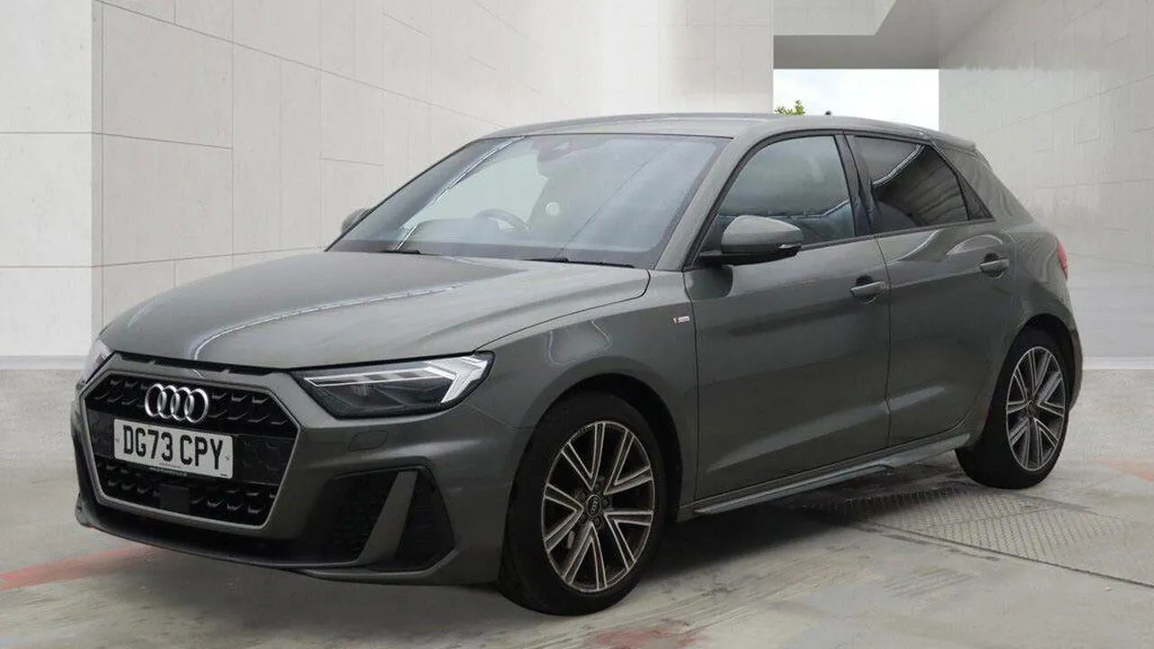 Audi A1 2023 photo 3