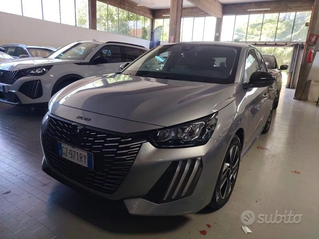 Peugeot 208 2025 photo 3