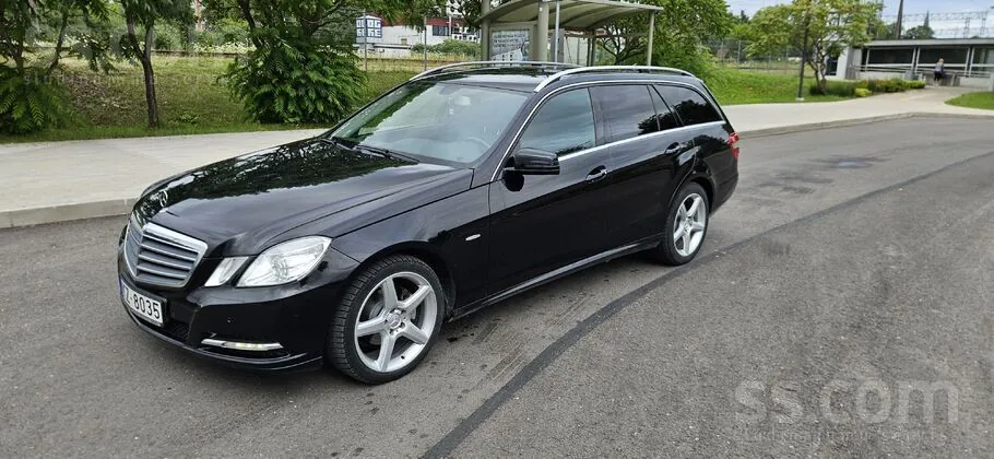 Mercedes-Benz E200 2013 photo 5