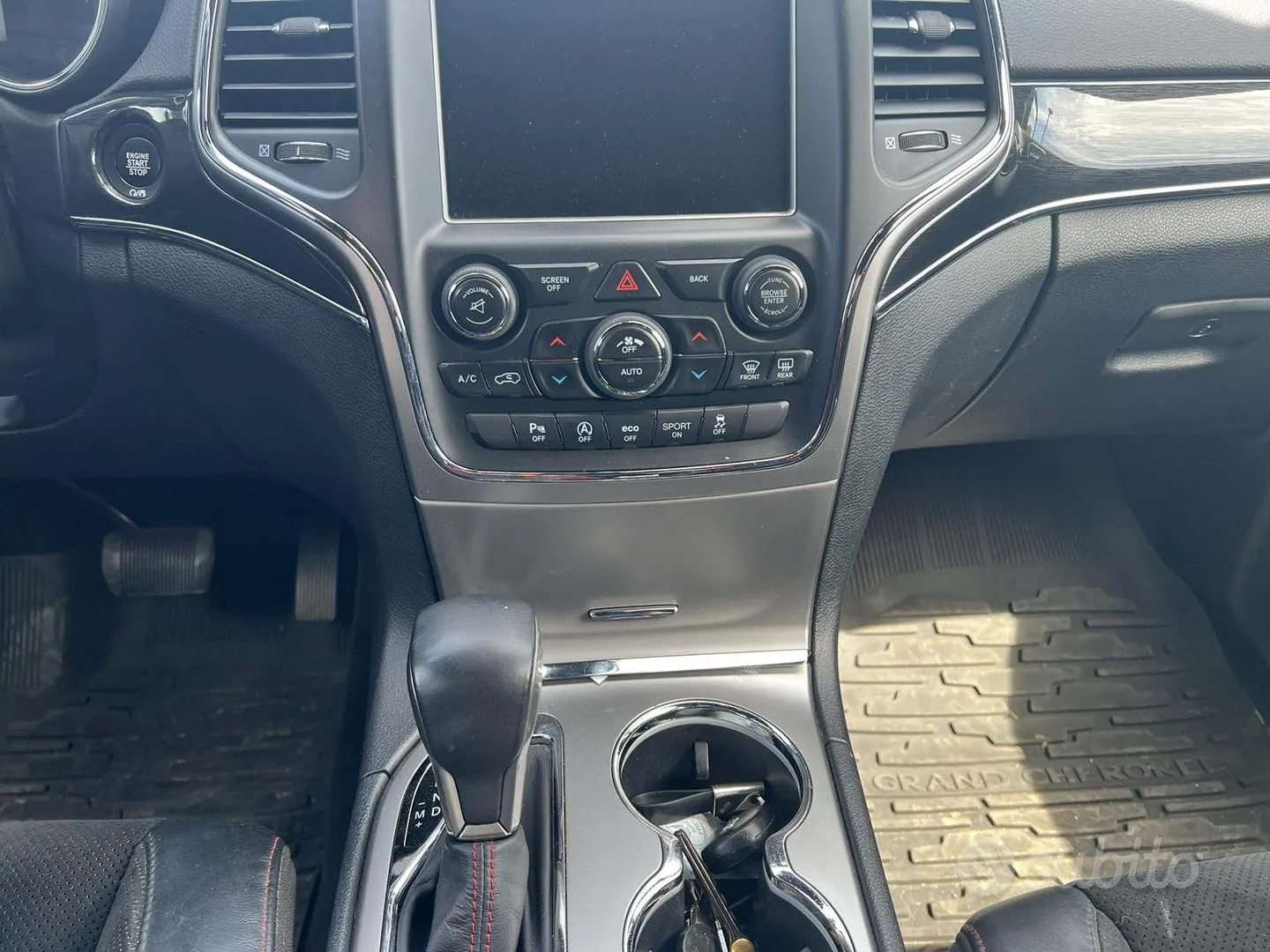 Jeep Grand Cherokee 2018 photo 2
