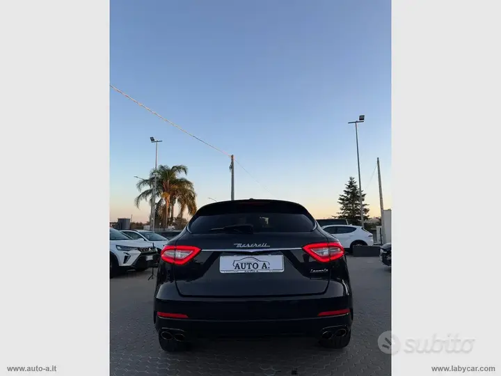 Maserati Levante 2017 photo 5