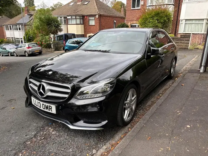 Mercedes-Benz E-Class 2013 photo 4