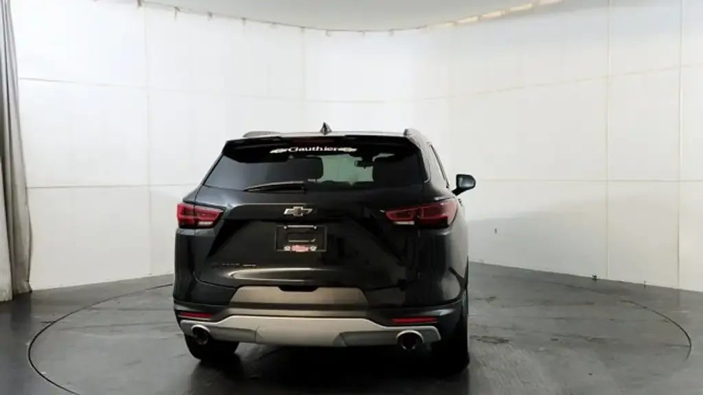 Chevrolet Blazer 2024 photo 4