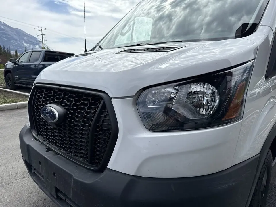 Ford Transit 2025 photo 3