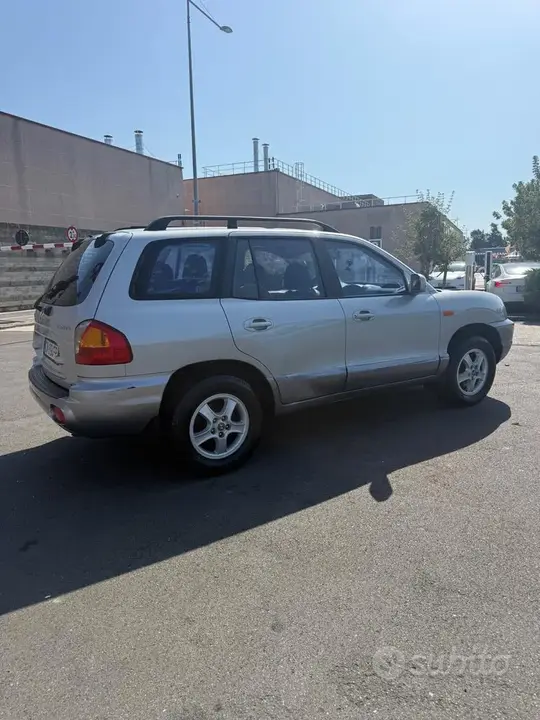 Hyundai Santa Fe 2004 photo 5