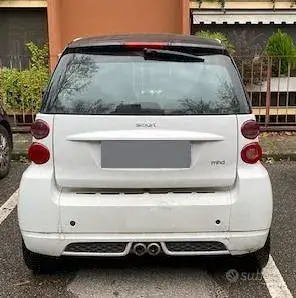 Smart Fortwo 2011 photo 2
