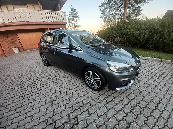 BMW 218D Active Tourer 2015 photo 5