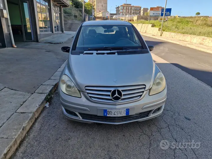 Mercedes-Benz B 180 Cdi