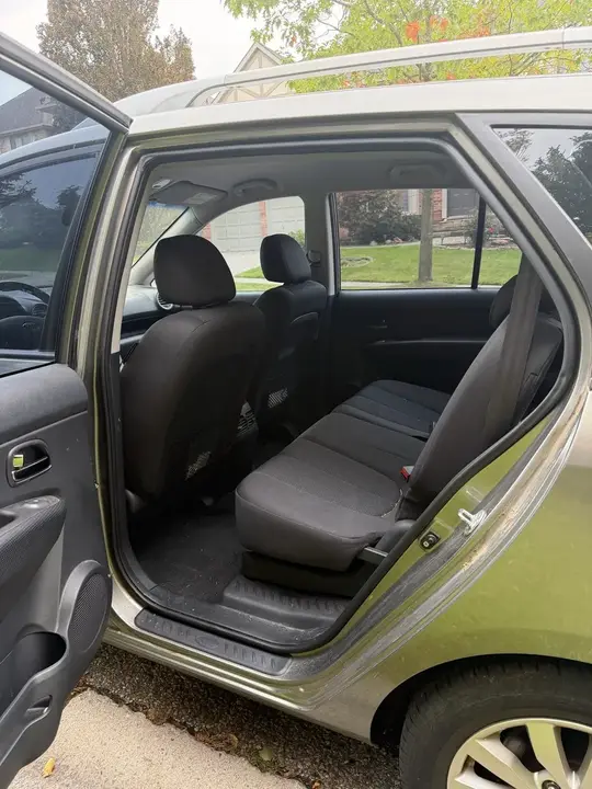 Kia Rondo 2012 photo 2