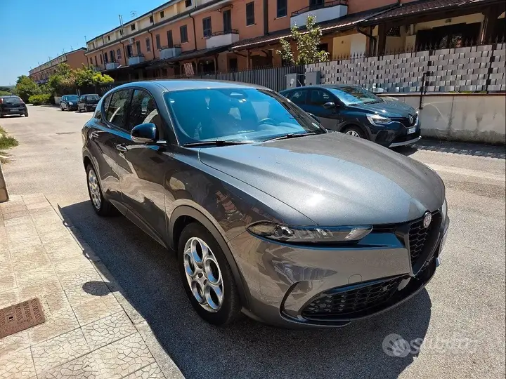 Alfa Romeo Tonale 2023 photo 3